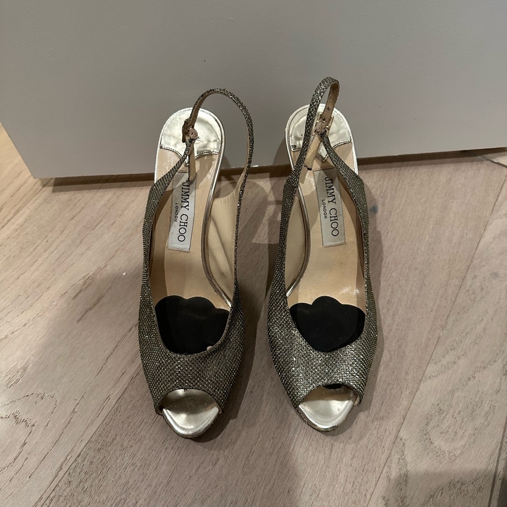 Jimmy Choo Gold and Black Elegant Heels